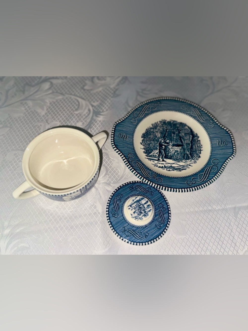 SOLD! -Currier & Ives Blue & White Sugar Bowl w/ Lid & Plate – Vintage - Picture 10 of 14